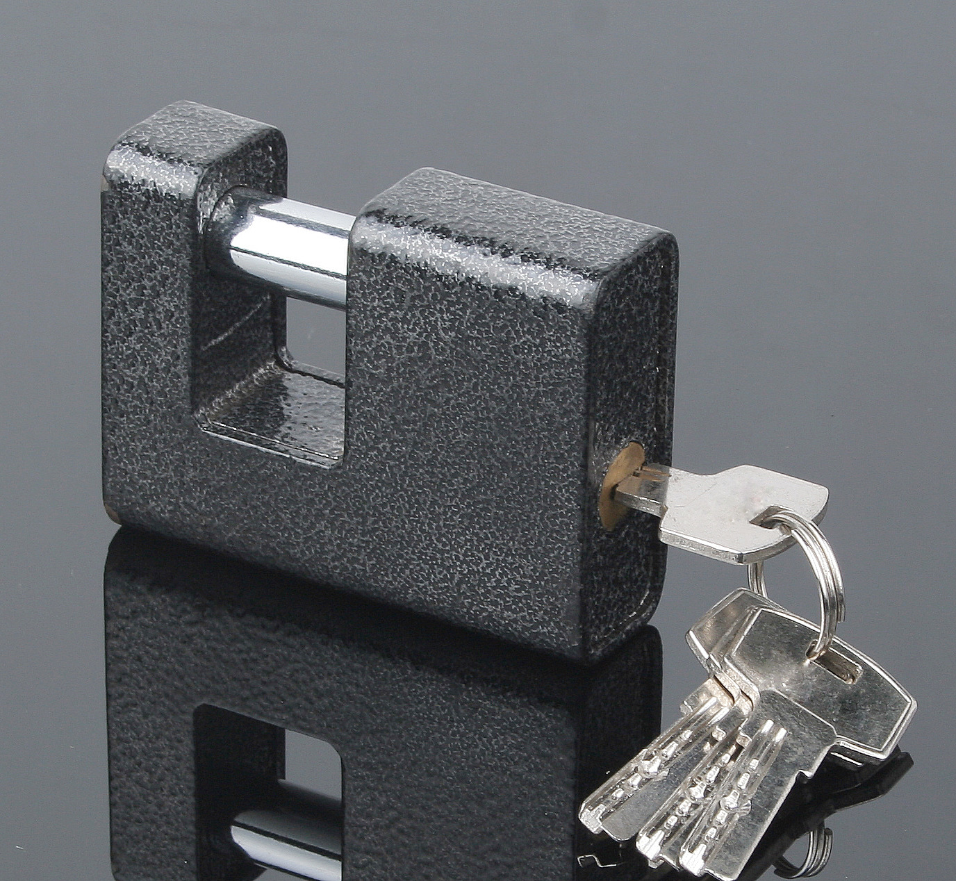 巨型防水灰漆套壳挂锁 宿舍门窗工业安全防盗防水门挂锁厂家热销