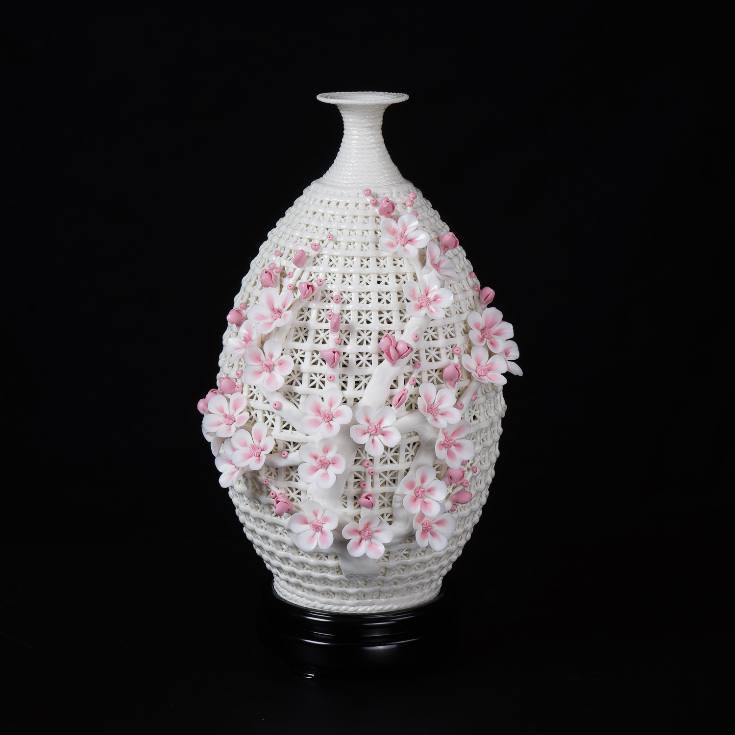 中国白梅花玉壶春镂空陶瓷花瓶 现代家居饰品创意瓷雕工艺品摆件