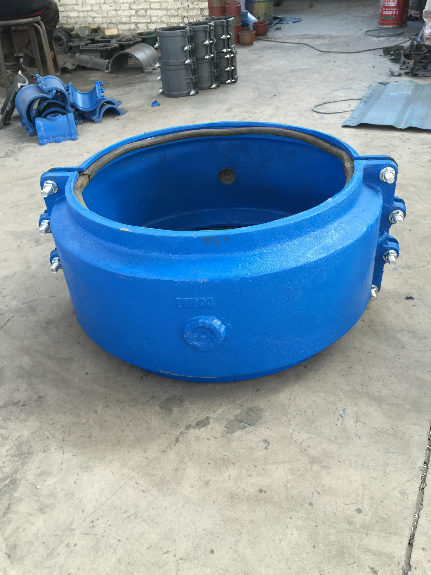 厂家年底促销承口哈夫节dn200承口堵漏器铁管 消防管道抢修器