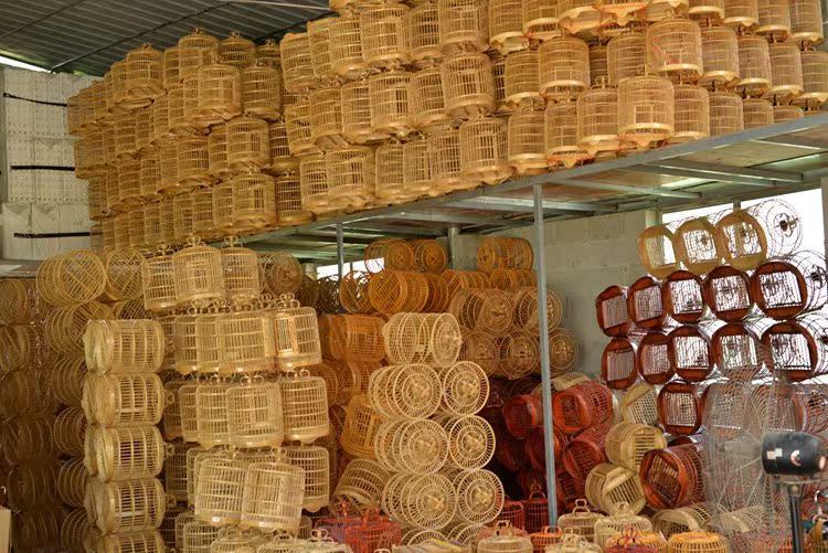 厂家批发优质老竹鸟笼川笼贵州笼画眉鸟笼子八哥笼圆笼大号33厘米