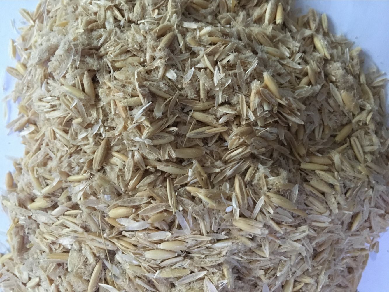 批发燕麦壳 优质大麦皮粗纤维类优质饲料原料 反刍动物草料批发