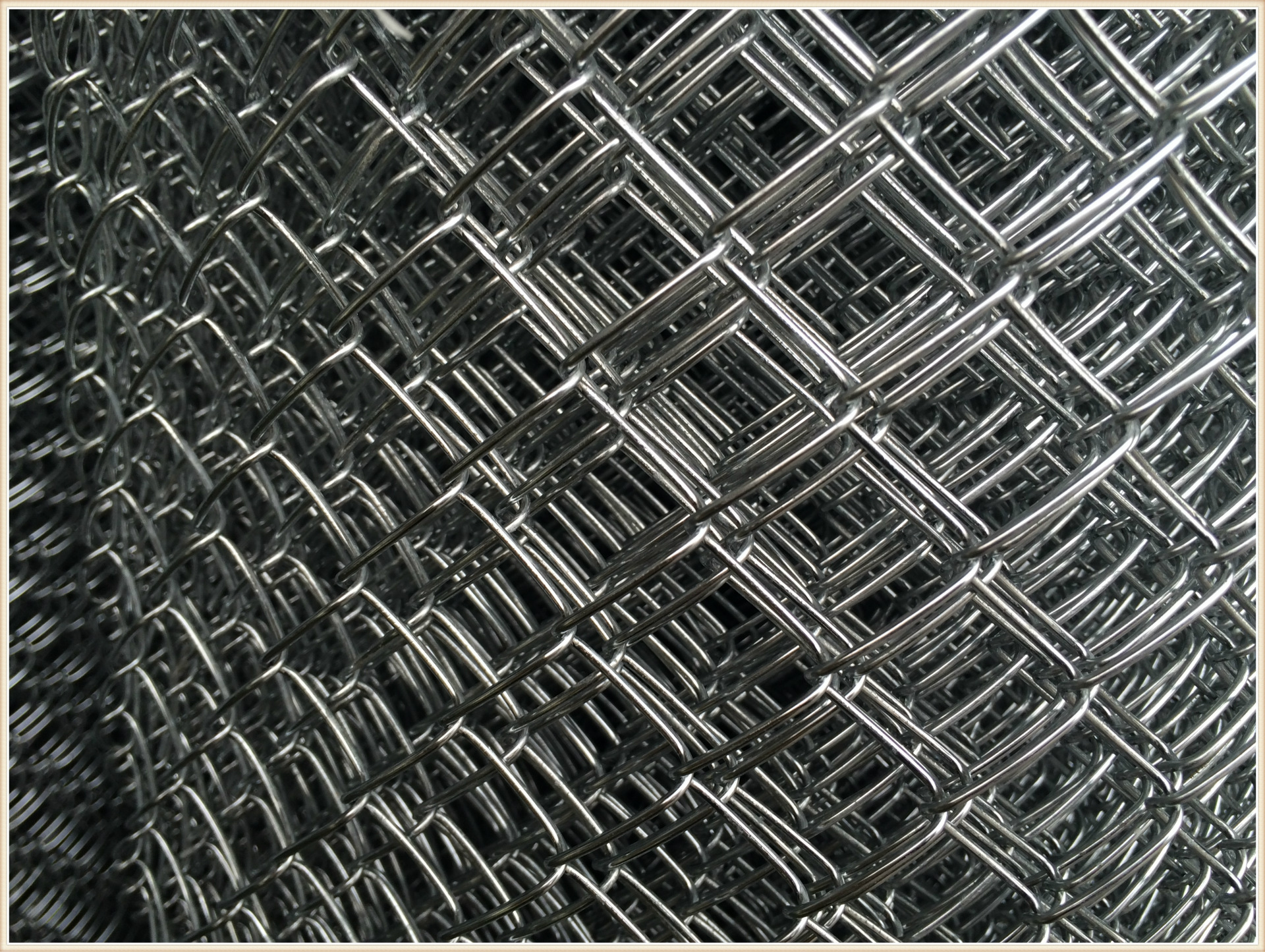 厂家直销装饰镀锌勾花网,不锈钢小孔菱形网,活络网 脚踏网