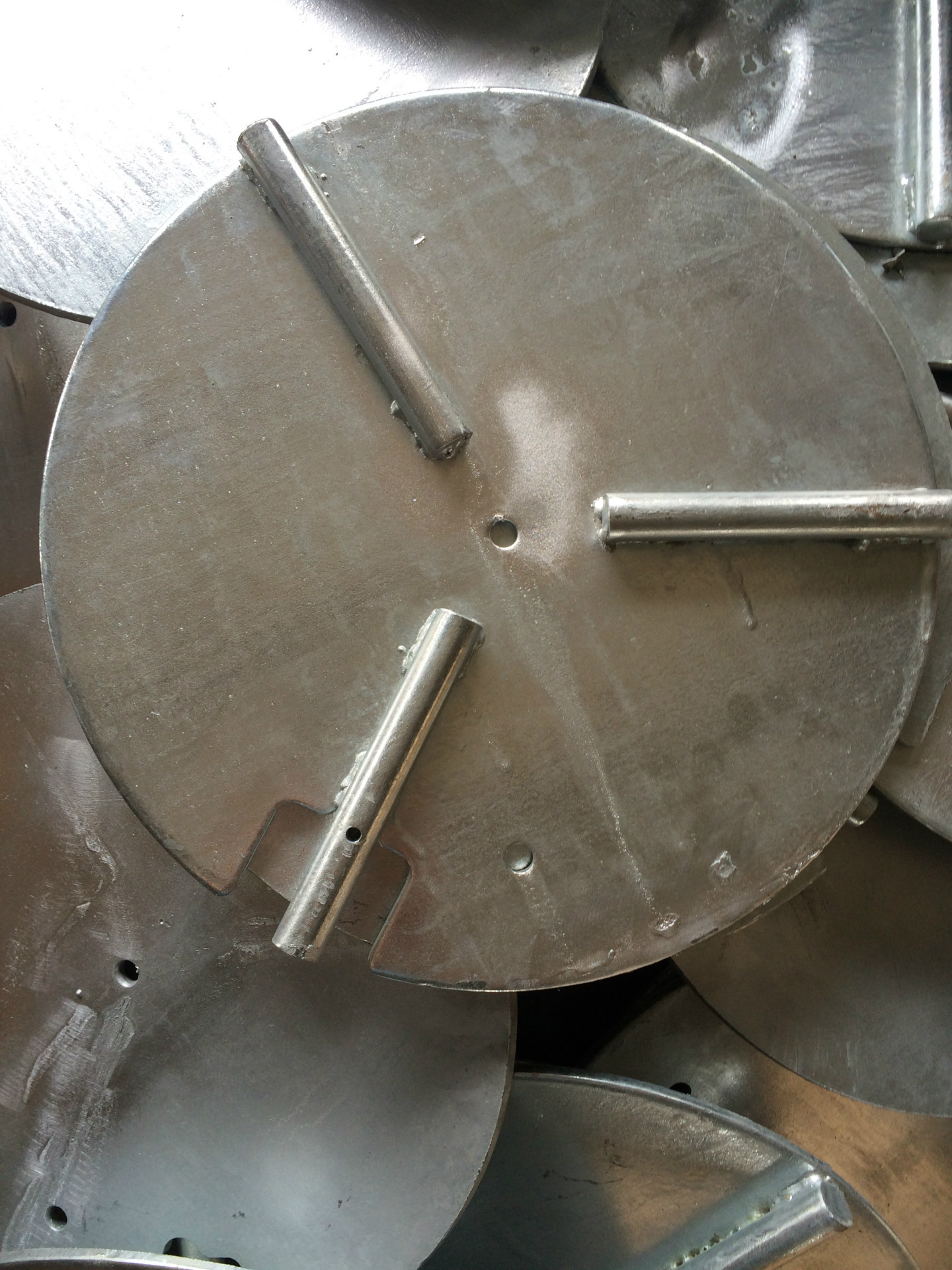 专业生产供应 电力热镀锌焊接冲压件 精密五金冲压件 金属冲压件