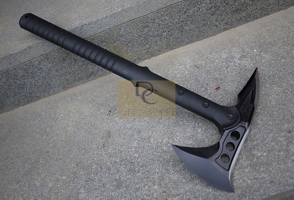 户外多功能野营m48斧子 开山营地工兵斧头 救生拯救斧魔鬼突击斧