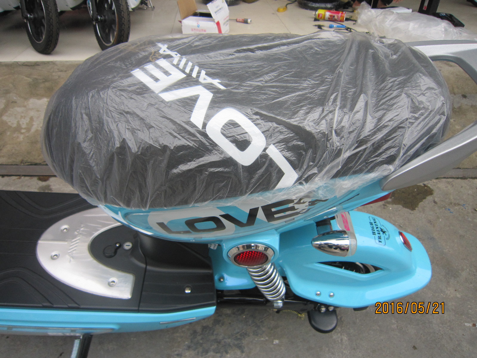 爱玛电动车 k235糖果ii-ec 时尚迷你滑板车