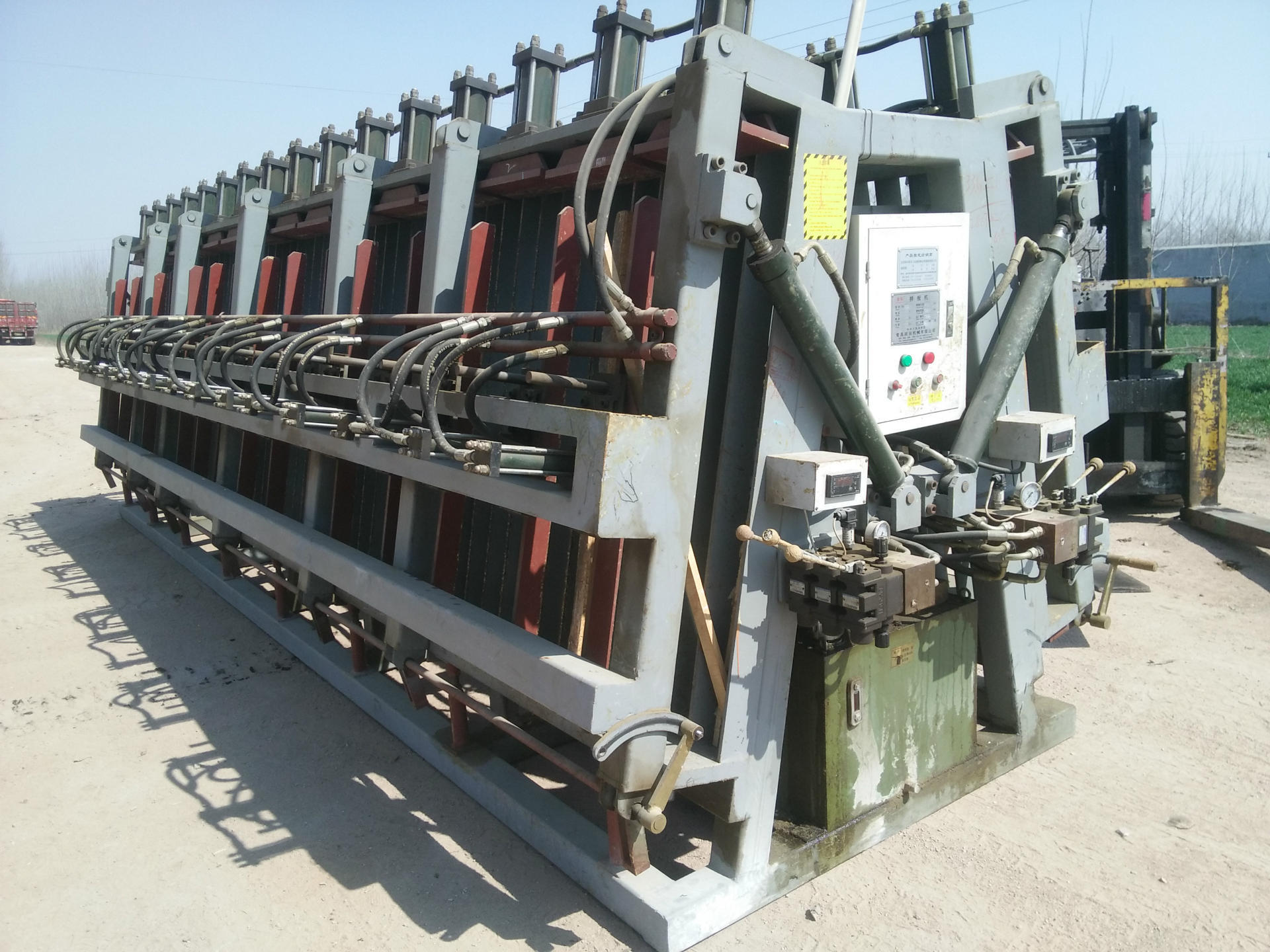 出售二手黄海4.6米液压双面拼板机/2.5米拼板机各一台