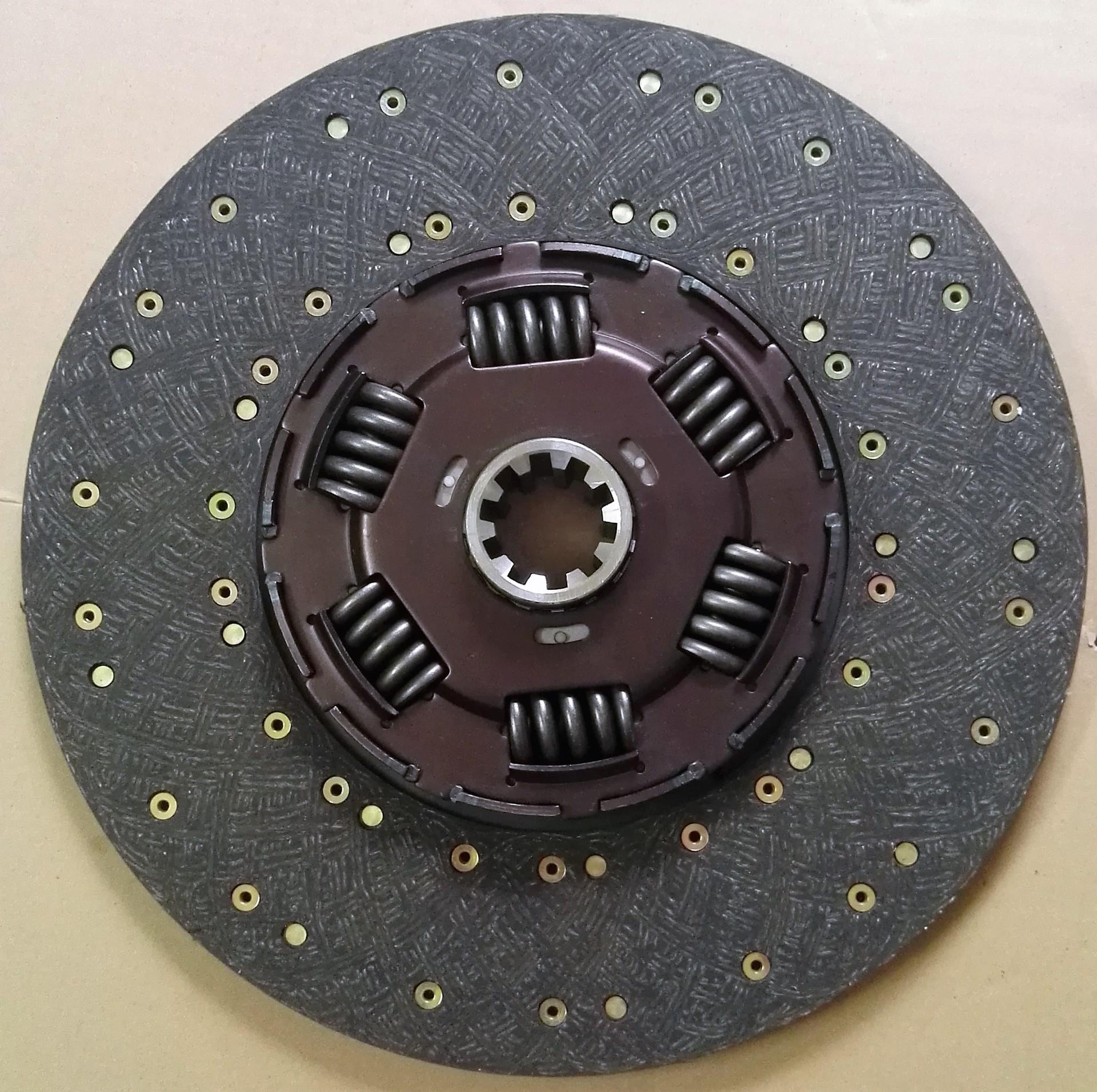 适用重汽豪沃离合器片 az9725160390 科马179摩擦材质定制