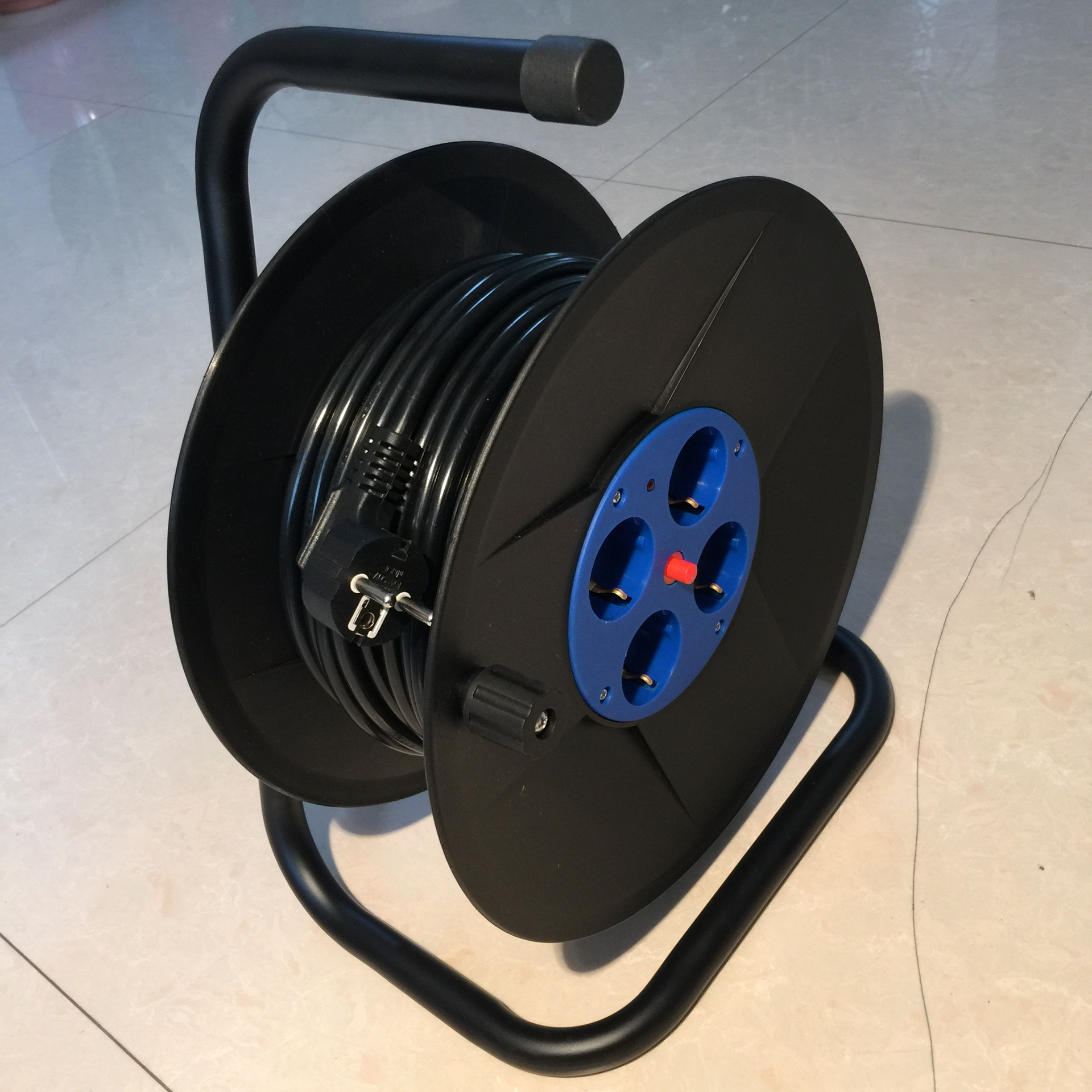 color=red>电缆 /font> font color=red>盘 /font>俄罗斯卷线器塑料空