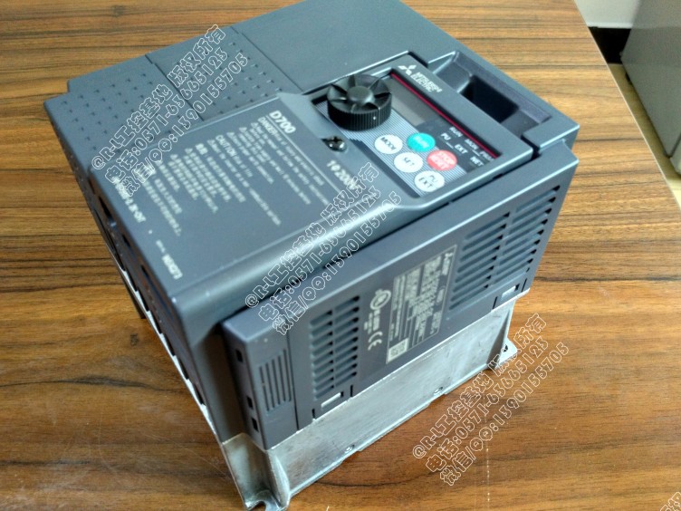 原装三菱变频器d700系列 fr-d720s-2.2k-cht 单相220v/2.2kw