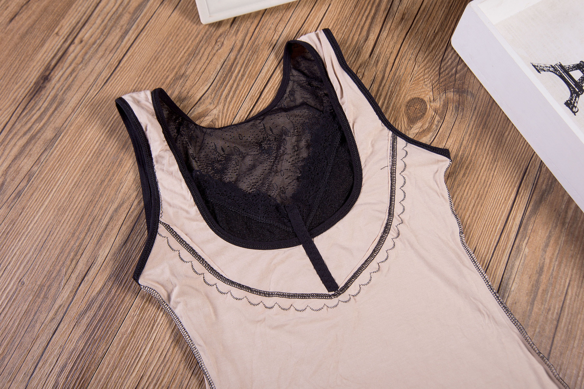 厂家直销 阿诺娇莫代尔锦纶提花布抹胸部分