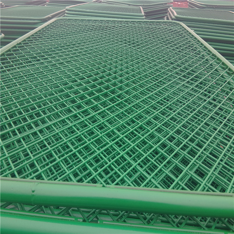 专业定制钢板网护栏 菱形孔护栏 高速公路护栏网 专业厂家