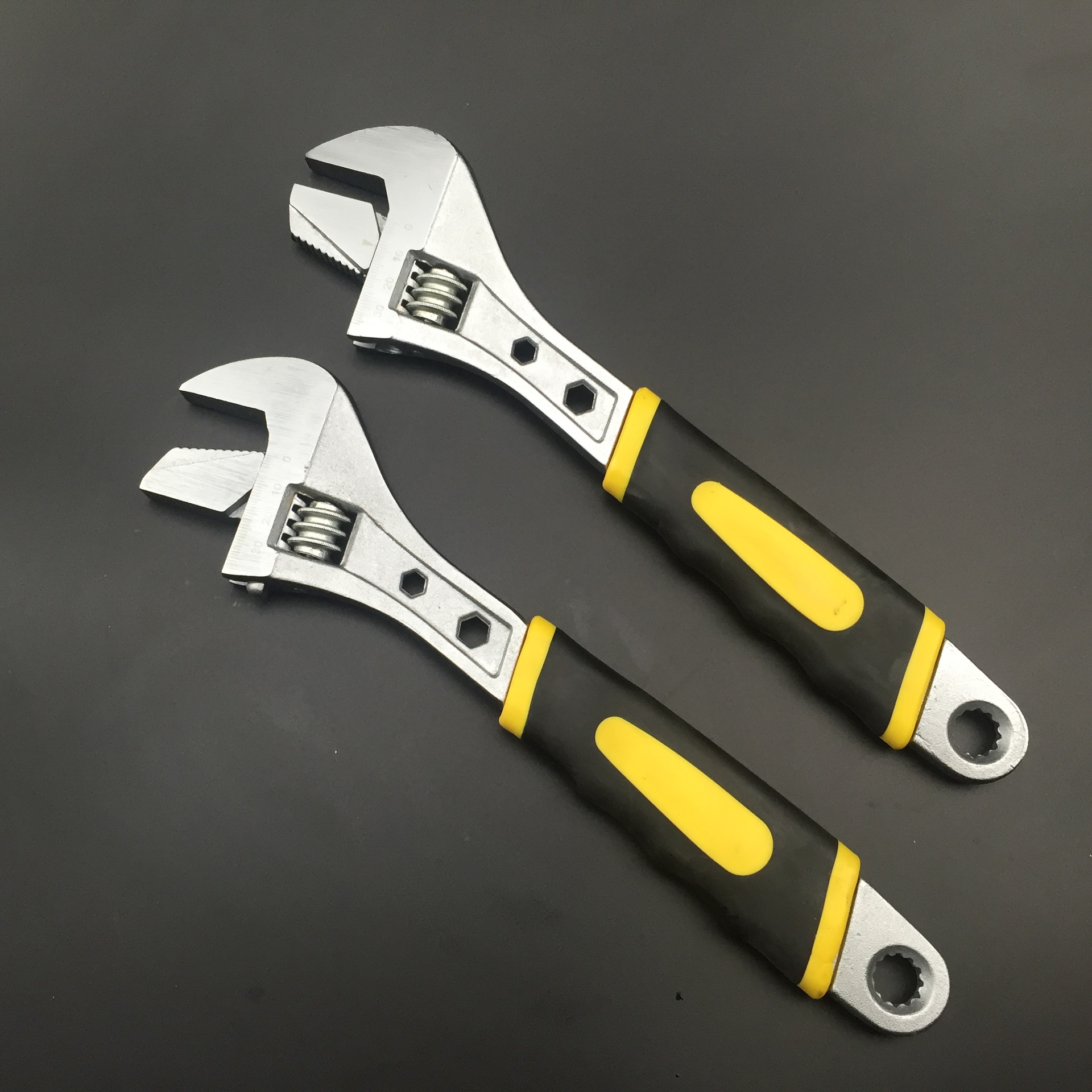 批发多功能管活两用扳手 活扳手 家用 两用 多用扳手 包塑柄管钳