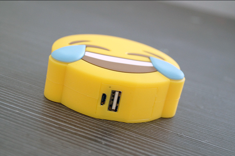 表情个性充电宝笑脸创意移动电源卡通大容量