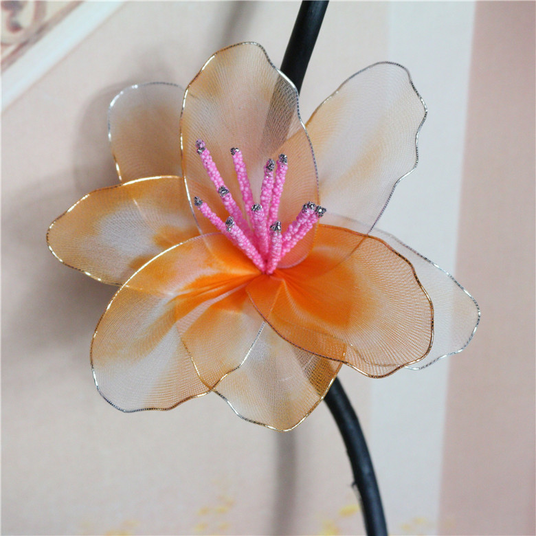 清新亮丽柳条花蚕丝花丝网花落地客厅干花 销售中 丝袜大百合