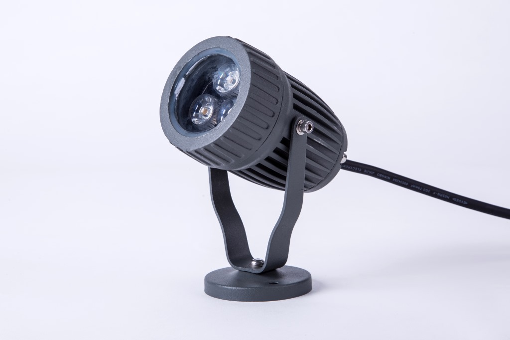 厂家直销新款户外防水led投光灯3w超亮聚光墙体圆形射灯