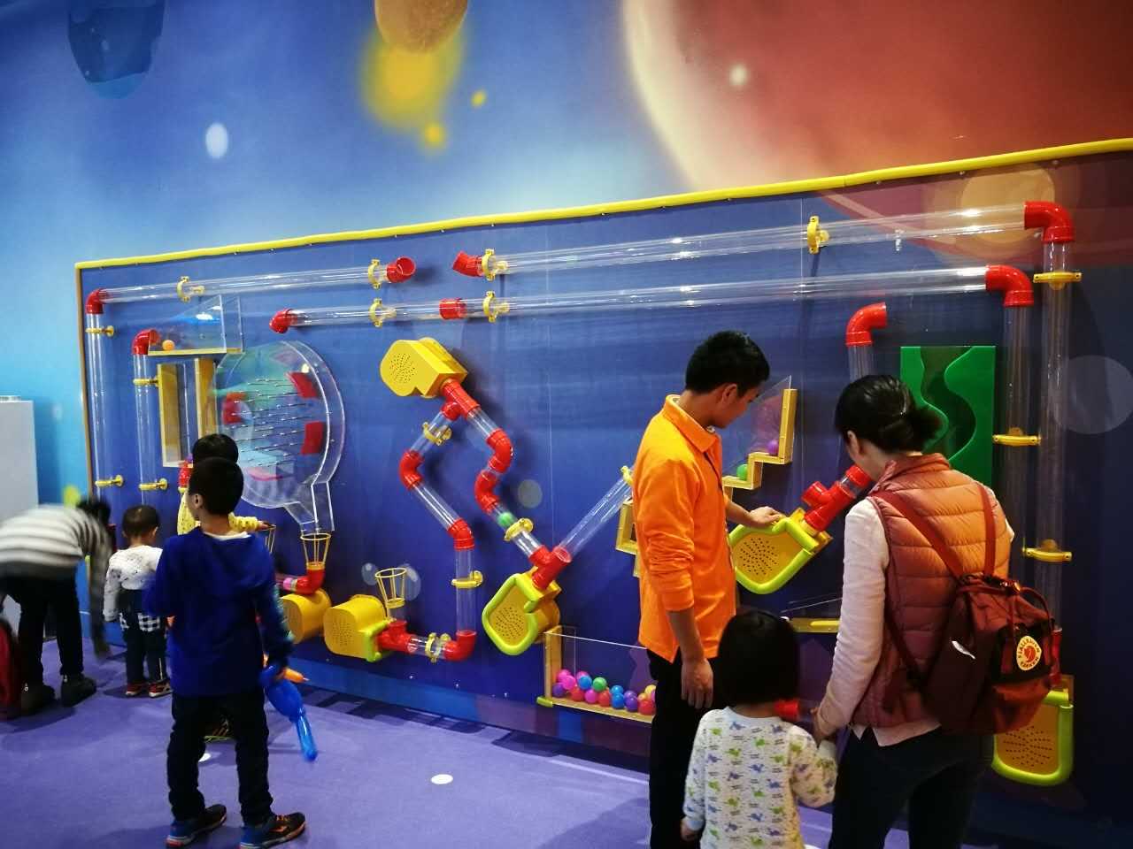 小球世界儿童科技探索 体验游乐设施餐厅装修儿童游乐