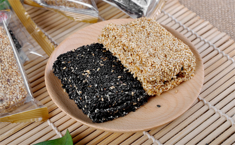 柏寿园芝麻软糖 黑芝麻白芝麻软糖麻片硬糖 10斤/箱