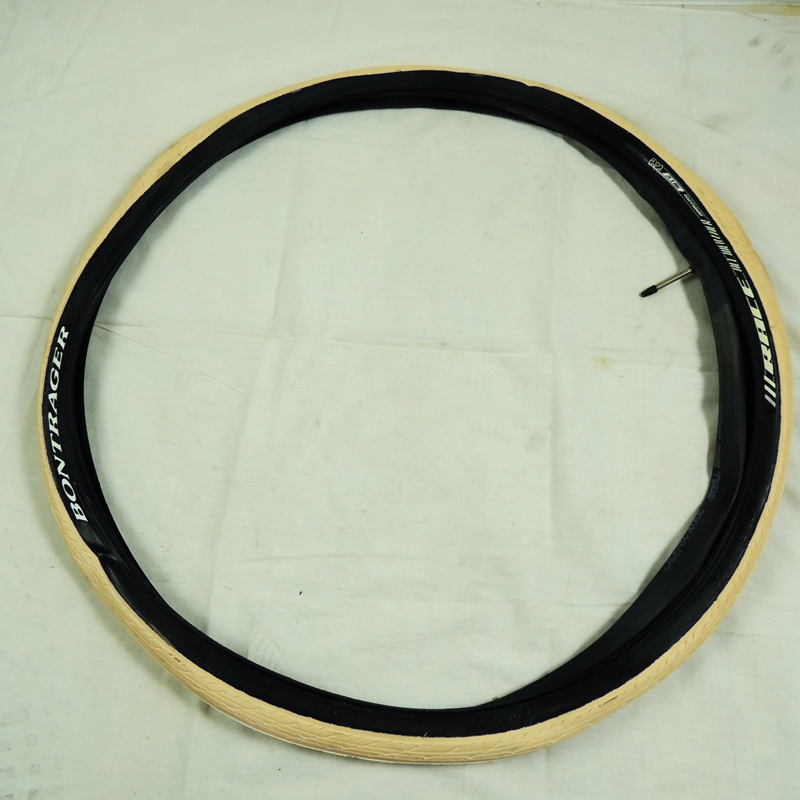 bontrager 700x32c薄边公路旅行自行车车胎 原装台湾法嘴内胎