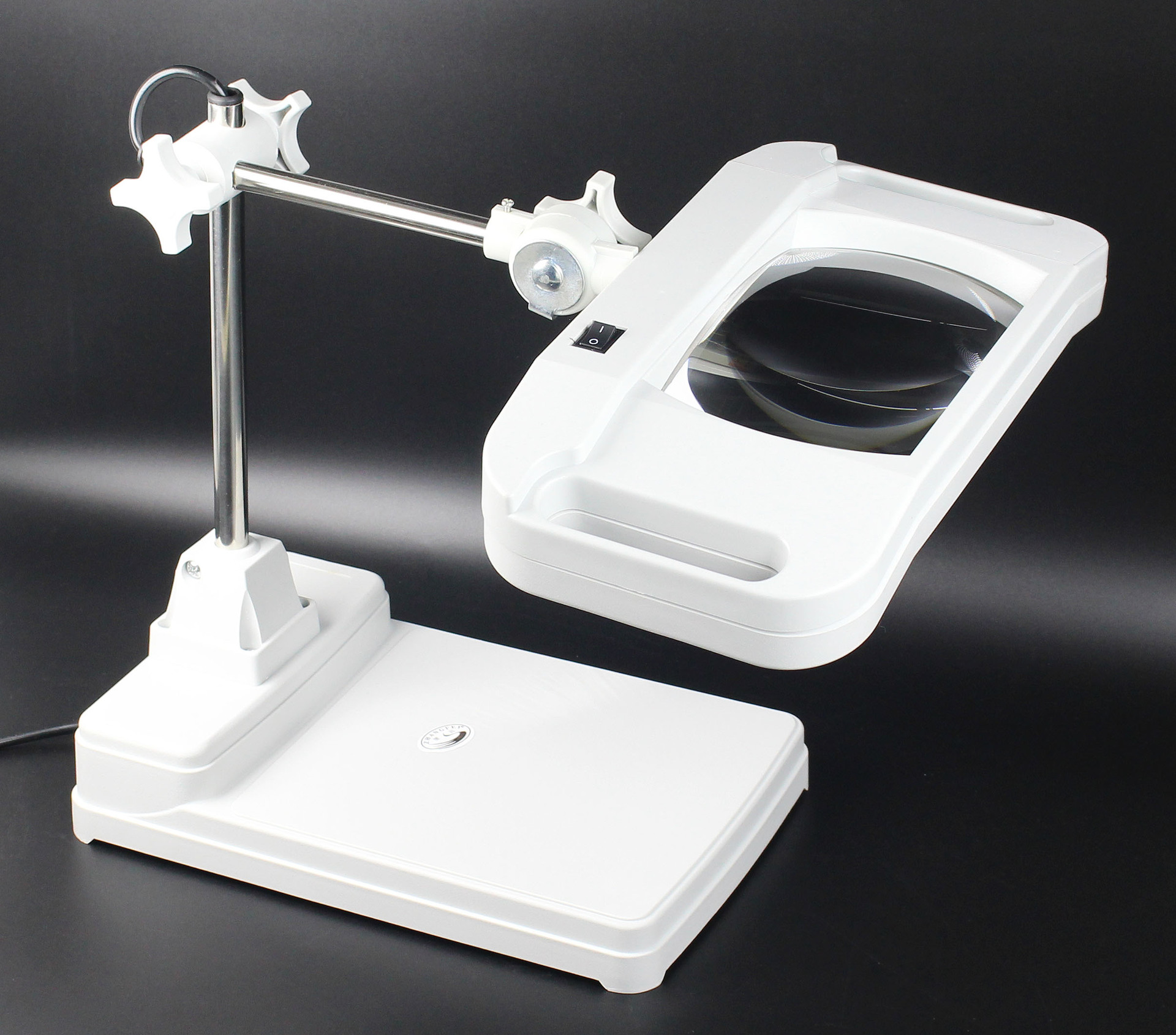 张飞牌厂家高清阅读台式升降照明放大镜带灯方形放大镜lt-86h