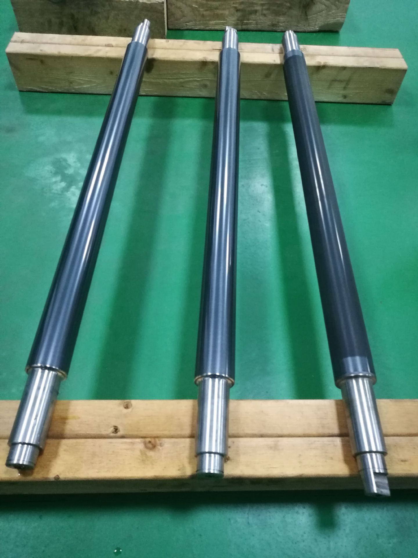 陶瓷微凹辊批发辊筒制作商家涂布辊六边形网纹辊斜线辊网目辊