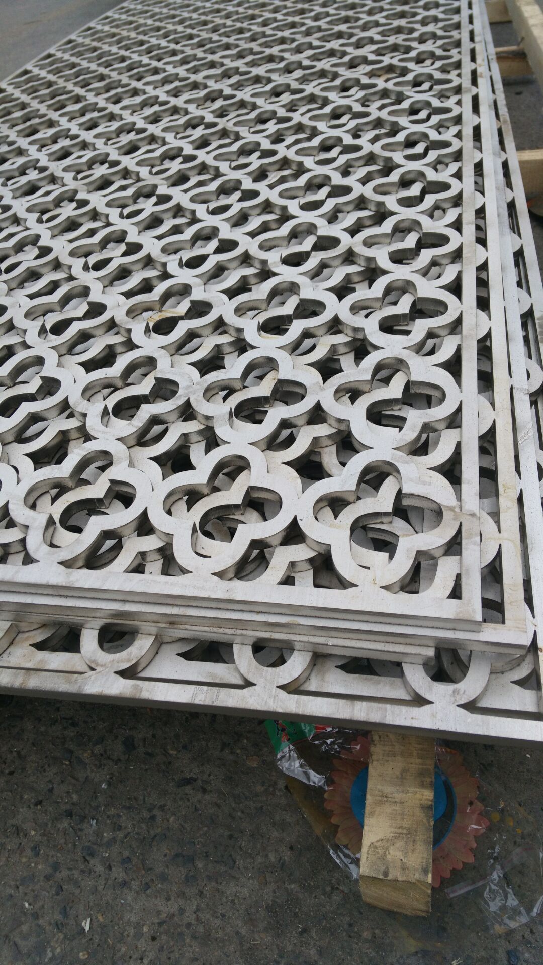 供应不锈钢304压花板 加工不锈钢压纹板压花板 出货及时