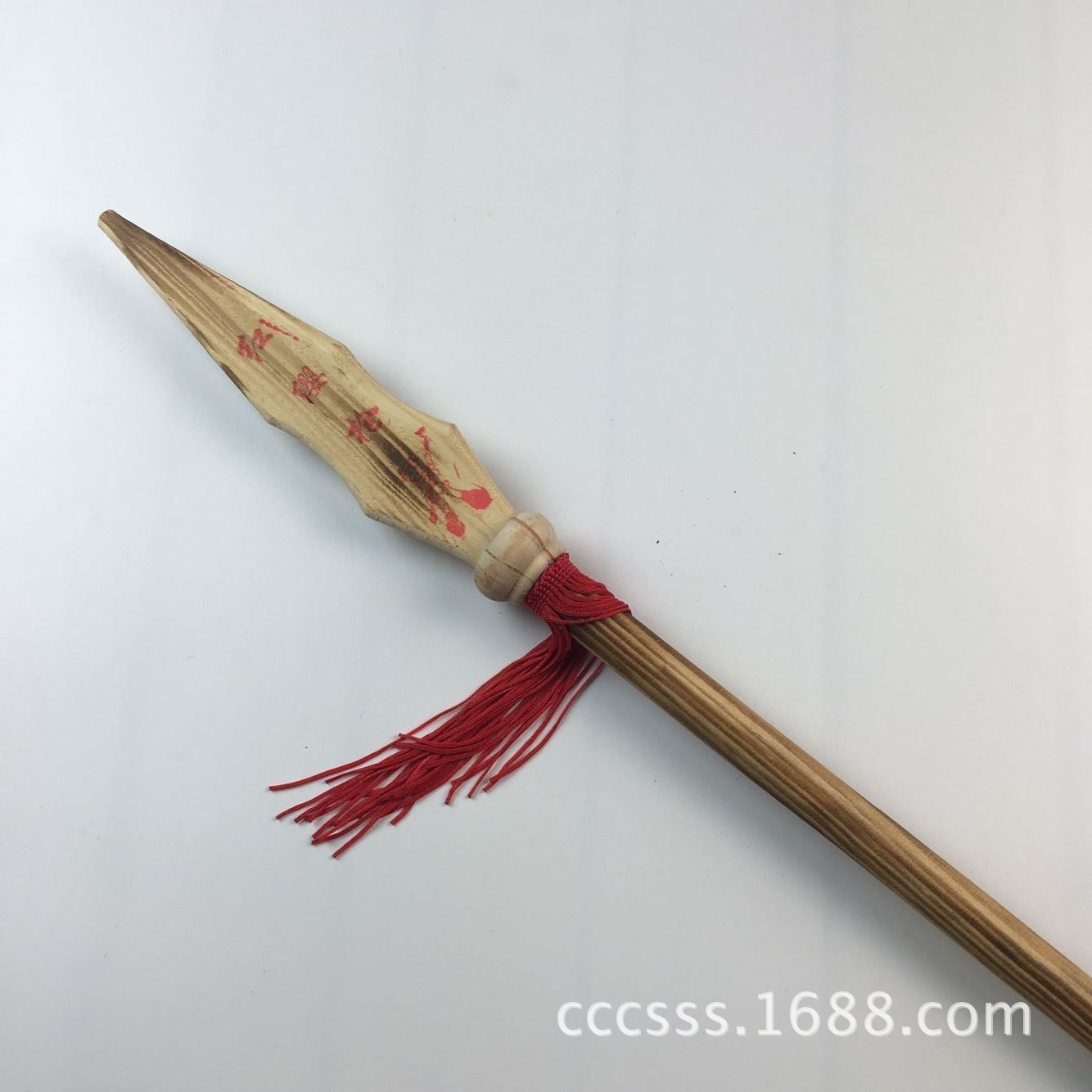 厂家直销木质哪吒红缨枪 儿童竹木兵器玩具模型 舞台表演道具批发