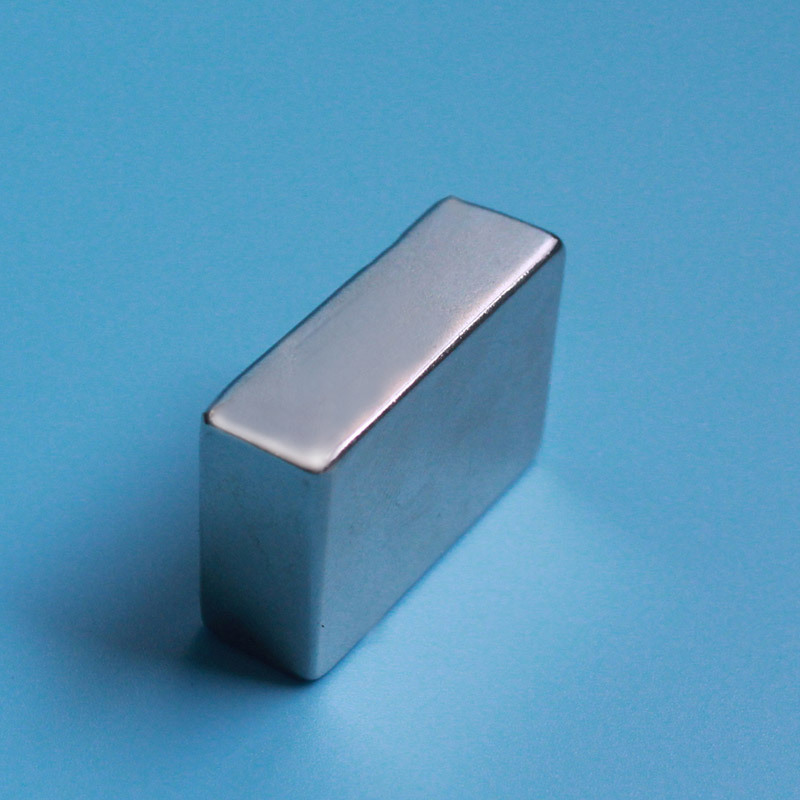 永久超强力磁铁 长方形40x30x4mm吸铁石 40*30*4钕铁硼强磁块磁钢