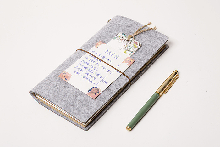 【馨懵艺术馆 毛毡旅行本笔记本手账本护照款 traveler's noteboo