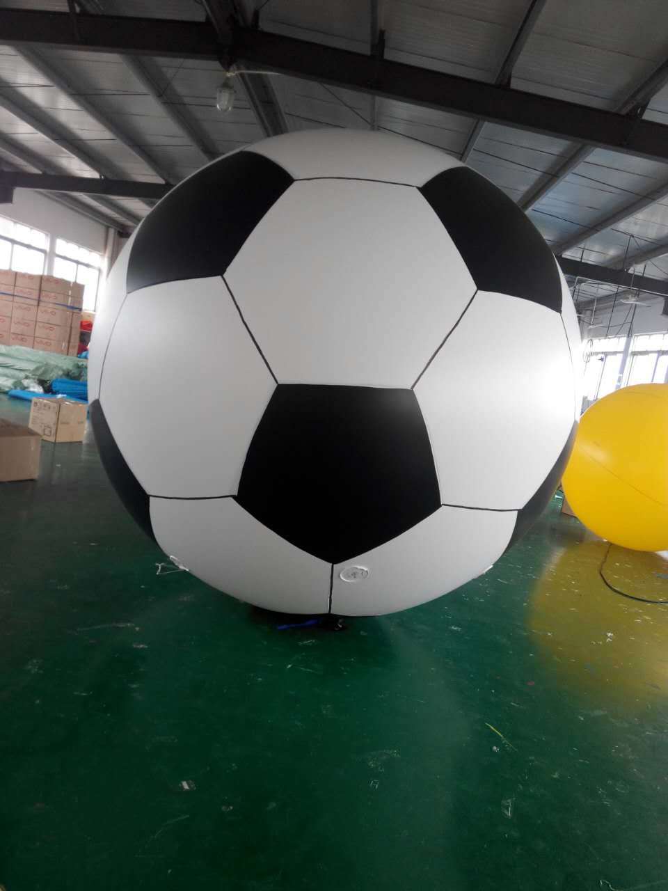 【厂家直销】定制各种足球落地气模 落地充气气球卡通足球充气气