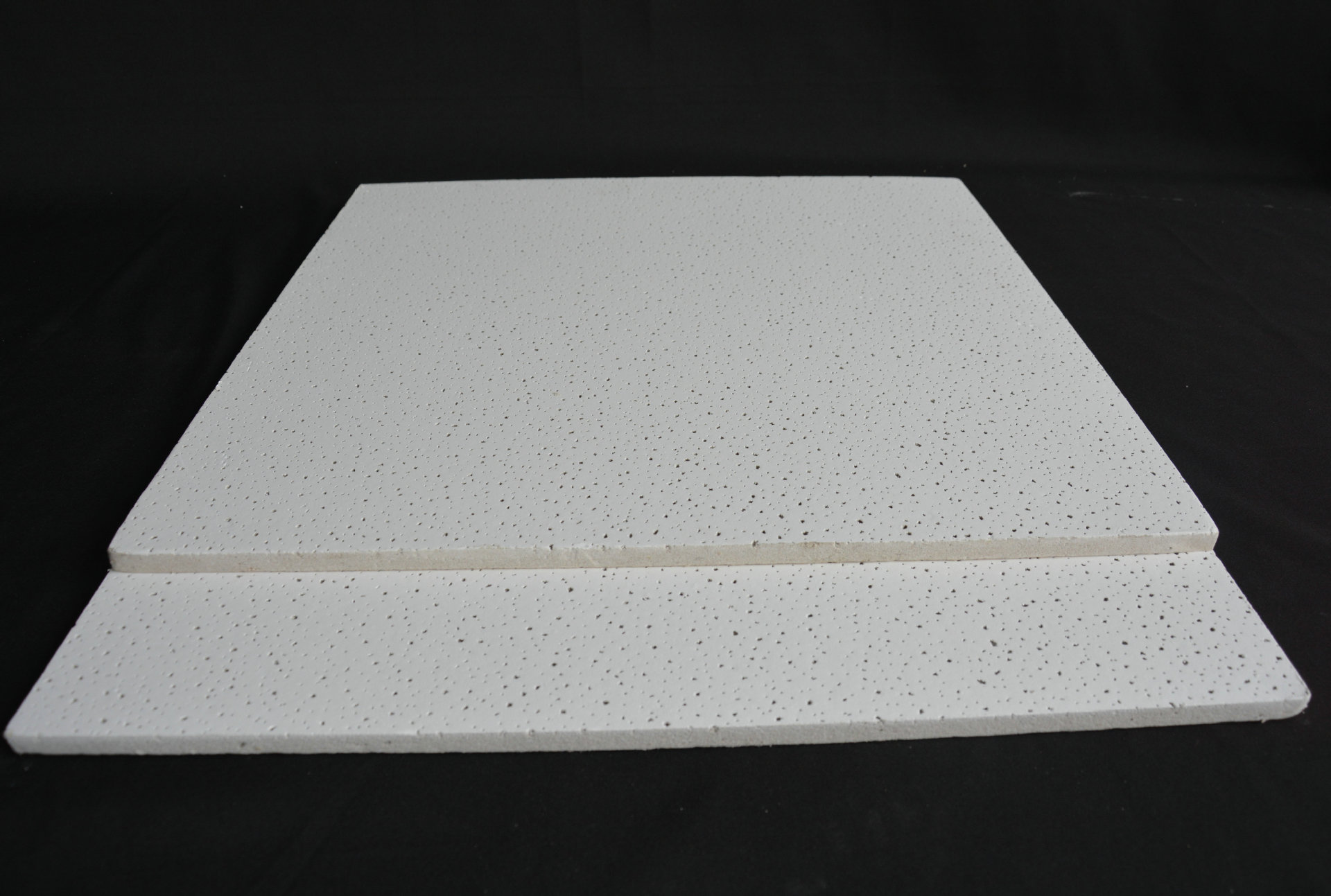 厂家直销 吸音矿棉板 防水矿棉板吸音 矿棉板天花吊顶