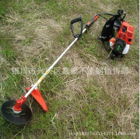 热销高效率背负式除草机   多功能农用侧挂除草割草机