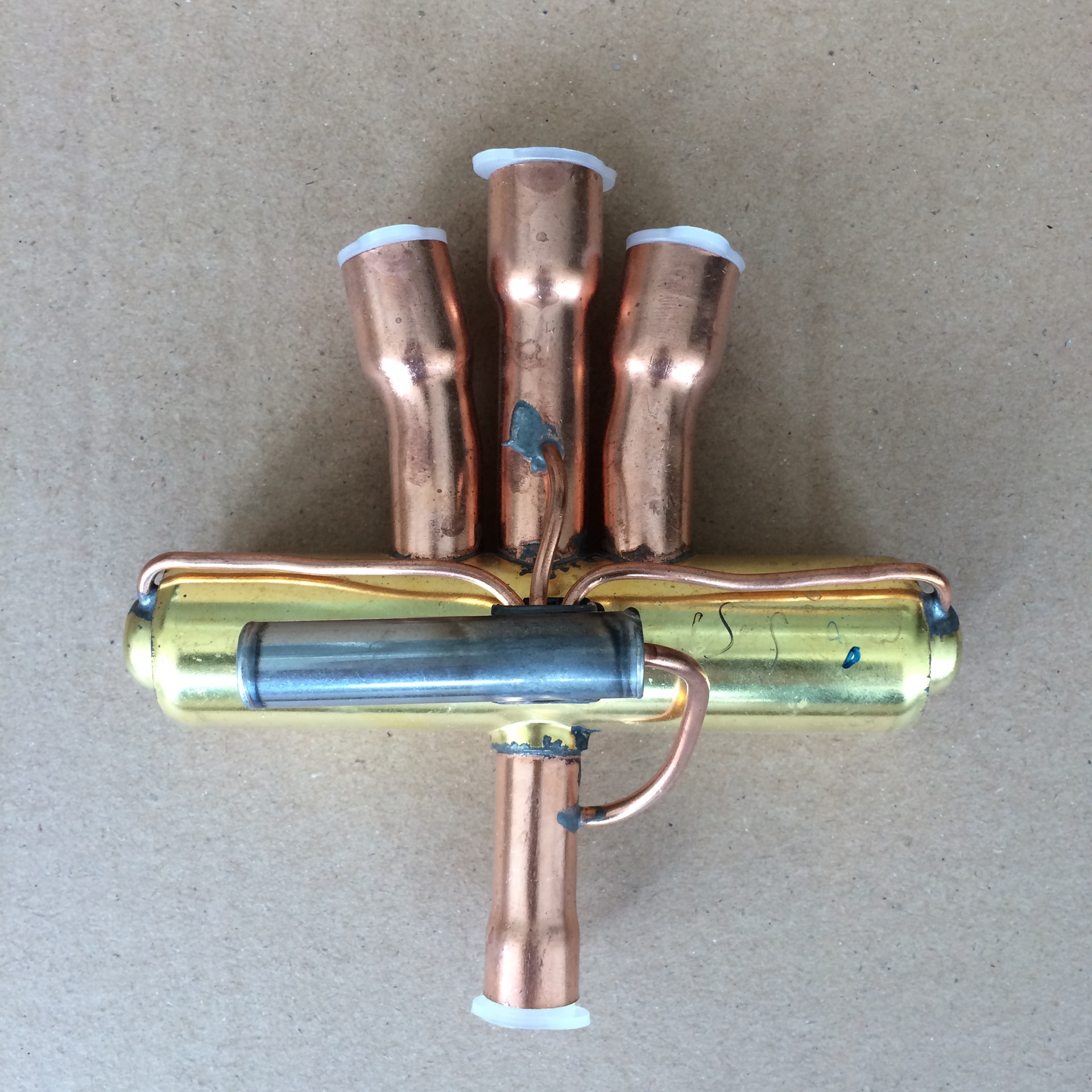 空调换连接铜管多少钱_空调换向阀_空调换启动电容多少钱