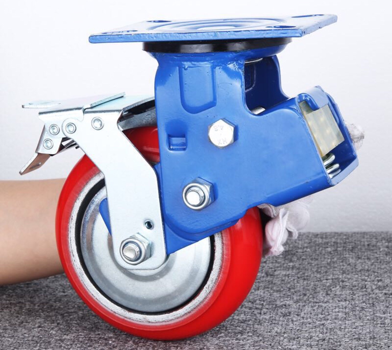 6寸韩式弹簧减震轮 仓储物流车万向轮