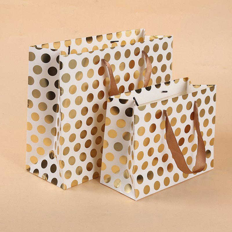 供应信息 纸袋 2017外贸爆款创意包装创意时尚服装袋手提礼品袋厂家纸