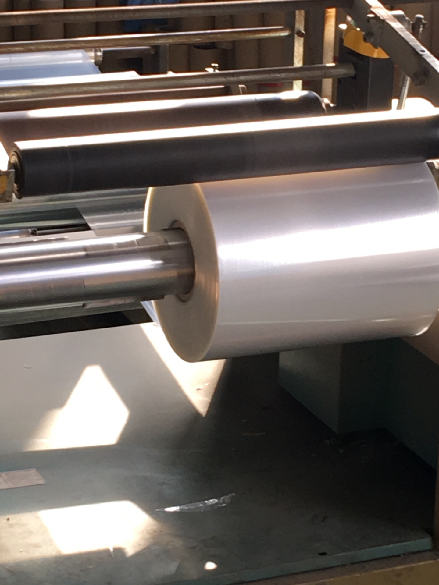 收缩膜 多用途pof塑封膜 产品包装pof膜袋厂家