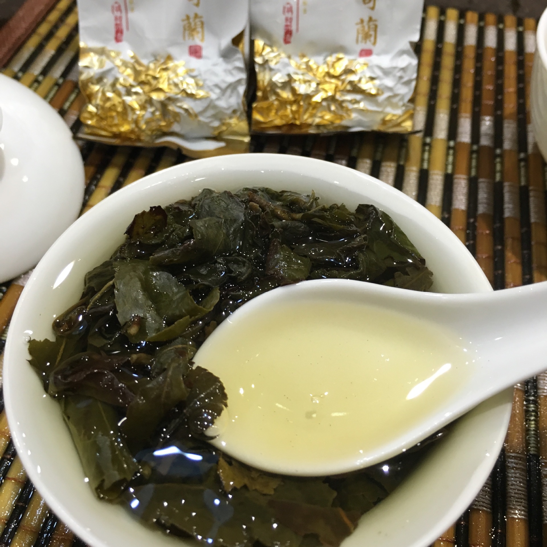 福建省漳州市 闽南茶 中轻火碳焙型乌龙茶之白芽奇兰 一件代发