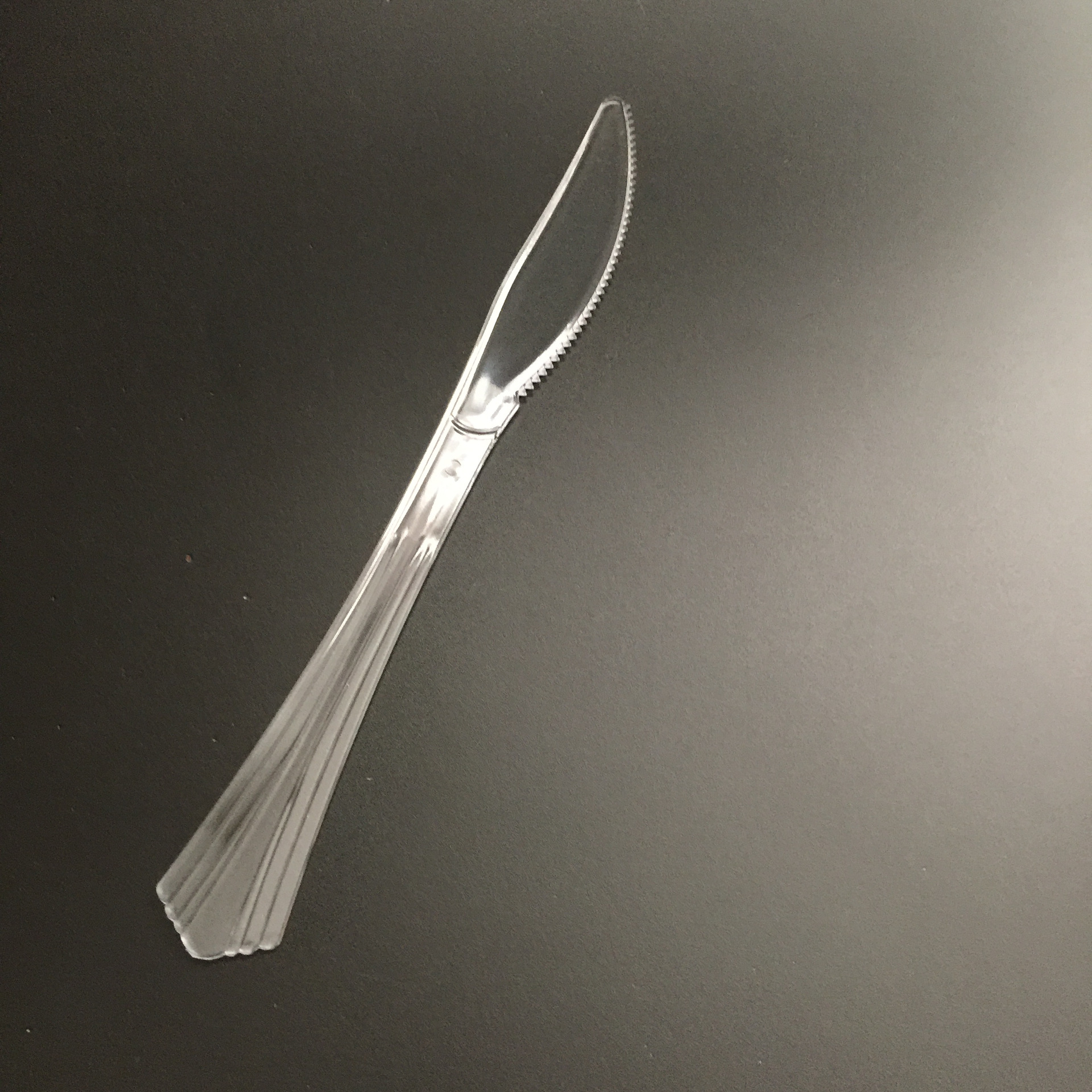 ps塑料加厚一次性鱼尾刀透明刀西餐刀独立包装