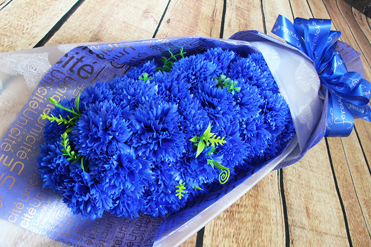 教师节礼物礼品送老师33朵康乃馨香皂花束厂家一