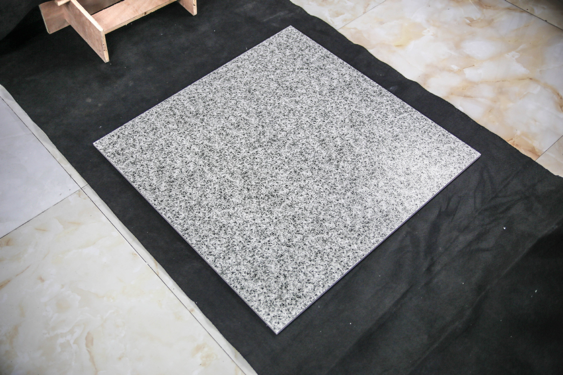 卡仕堡客厅卧室麻石仿古砖800x800地砖耐磨复古佛山瓷砖