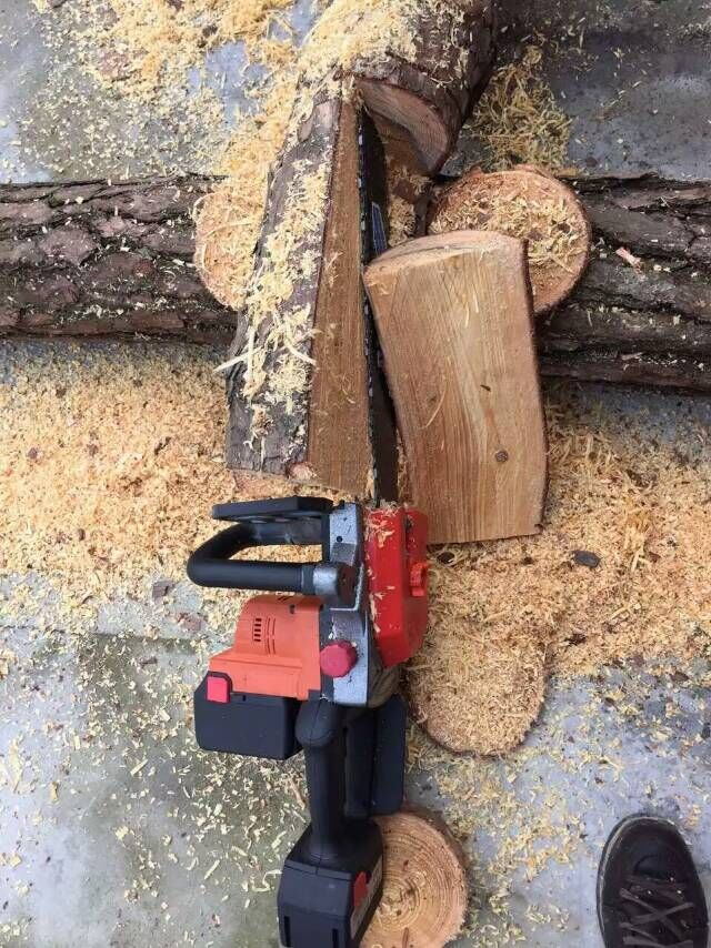 厂家直销 惠日电链锯 42v直流锂电电锯木工链条锯