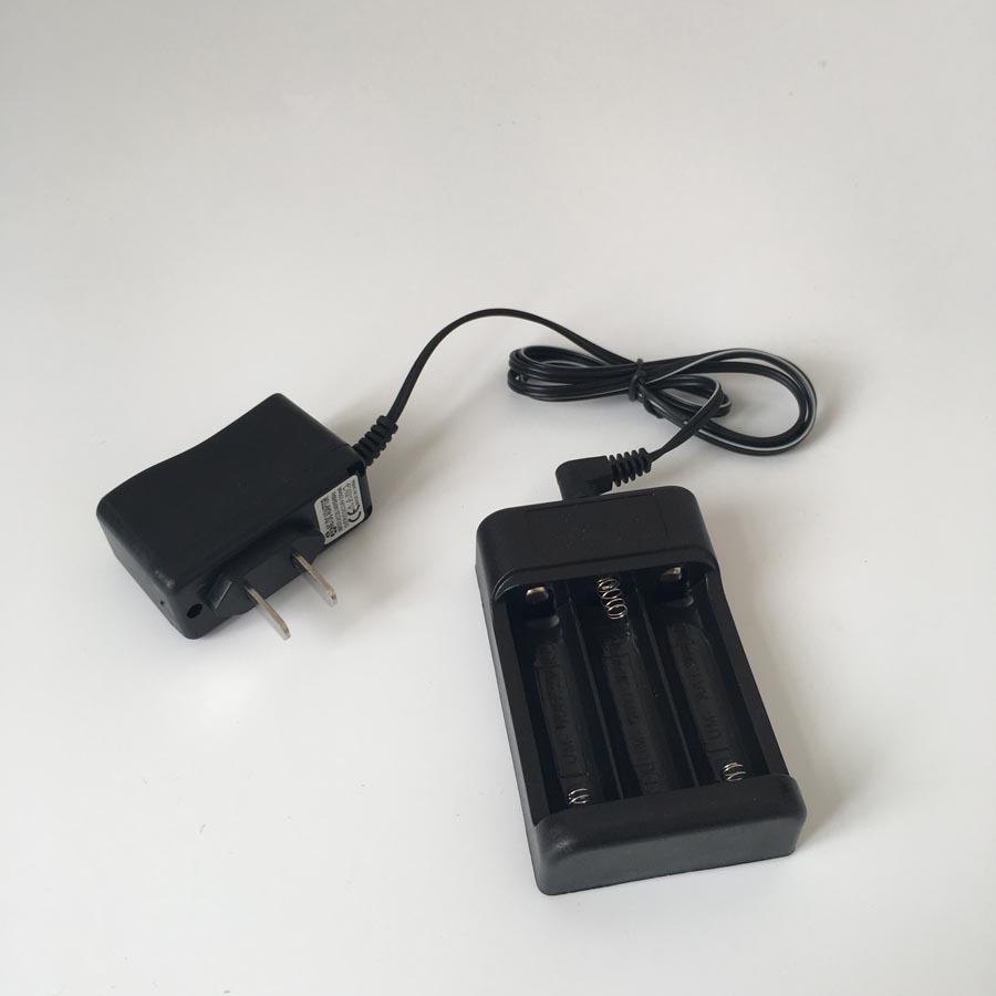 5号电池充电器,不包括电池哦,适用玩具,相机电池充电3161