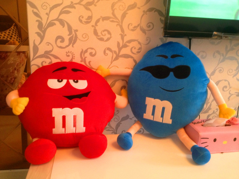 创意礼品 m豆公仔系列 4色m豆可爱日本娃娃靠背 地毯公仔送礼必备