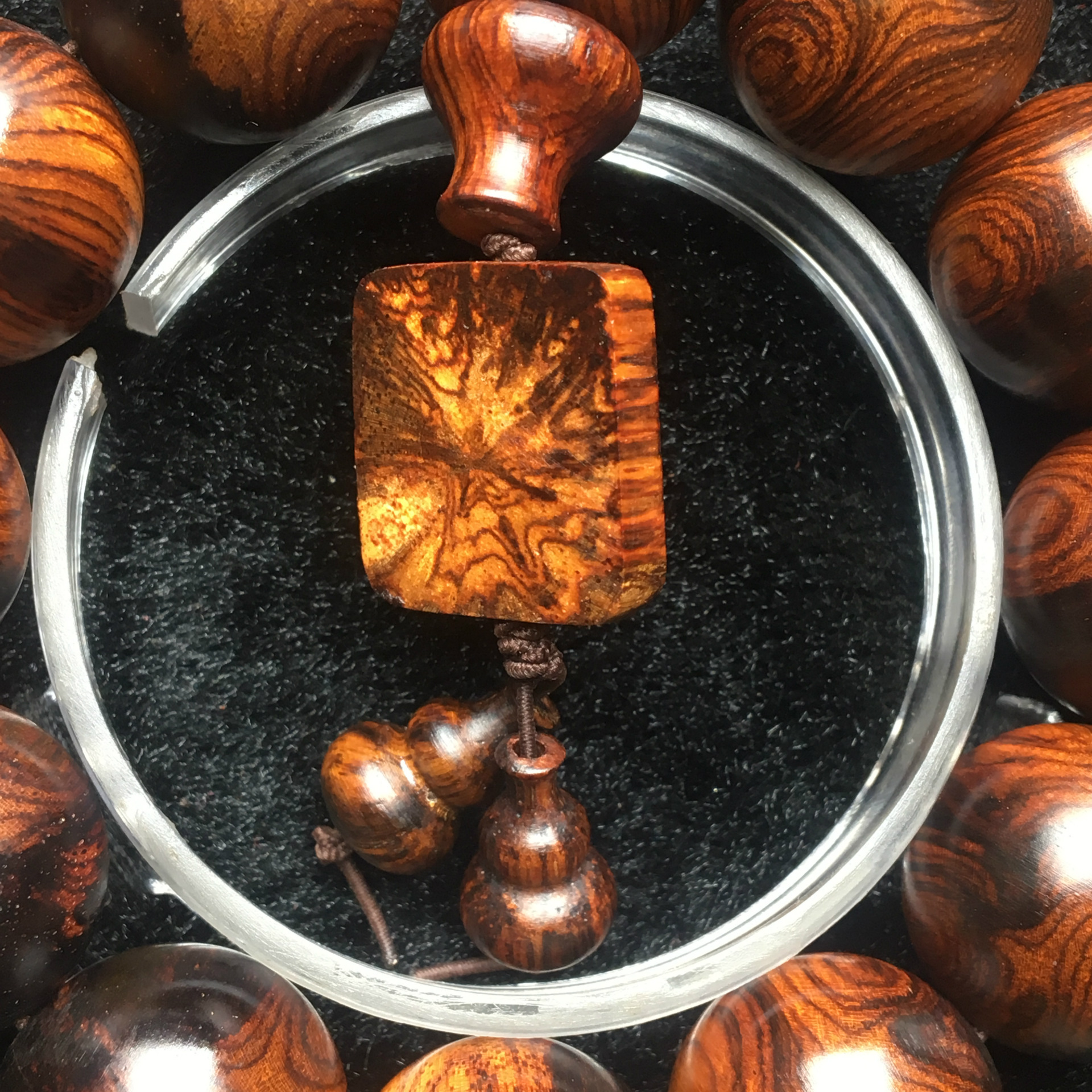 12月6日 老挝黄花梨 藤香木手串 微商专区 一物一拍 支持转图