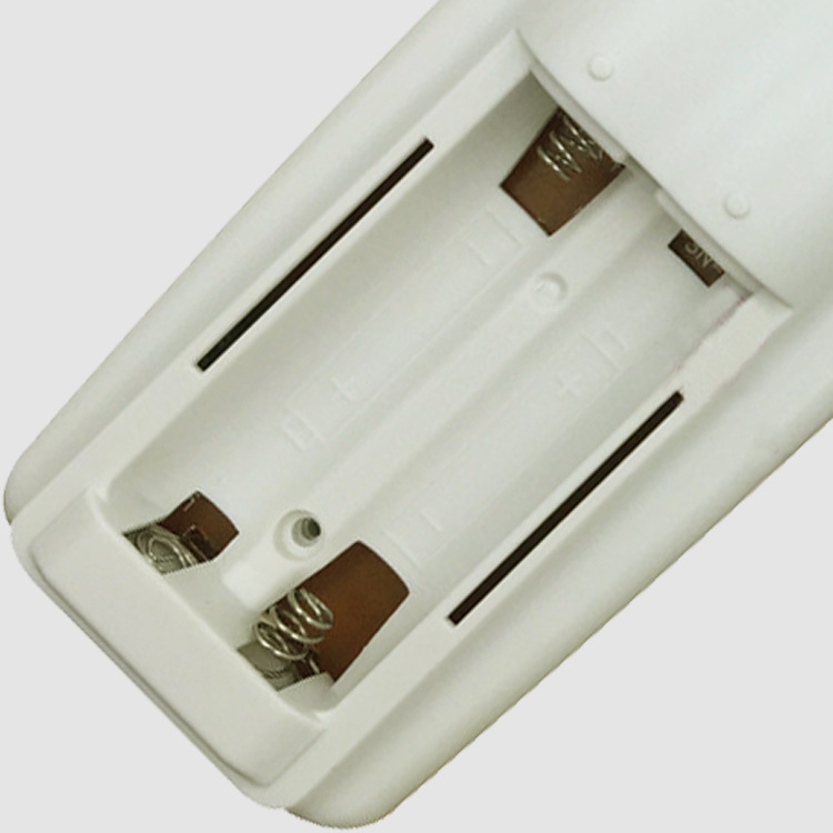 高品质:做工细致考究,结实耐用;电池槽,遥控器的心脏,弹簧好,供电更