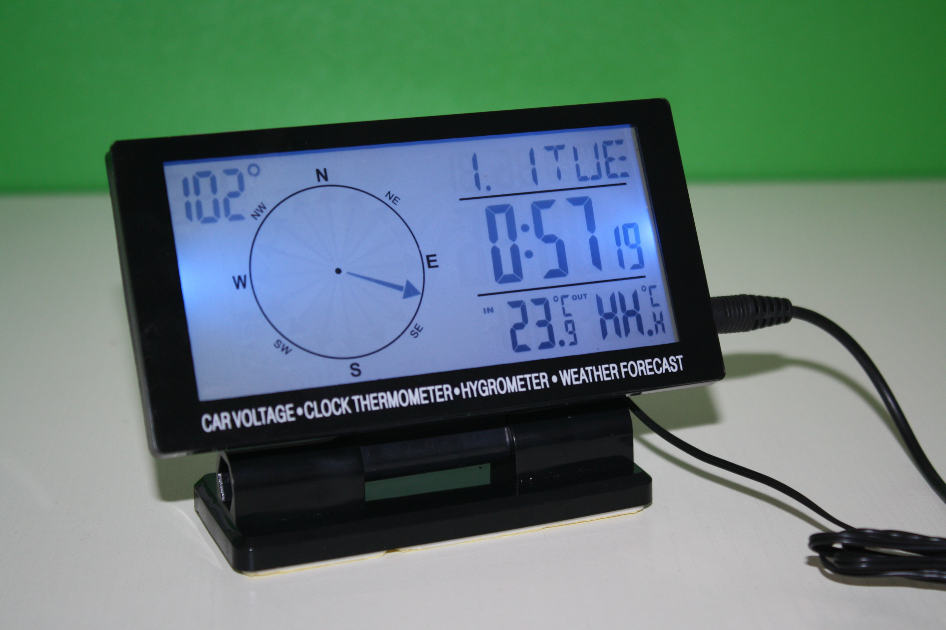 多功能车载电子指南针电子罗盘lcd数显指南针方位角度显示厂直销