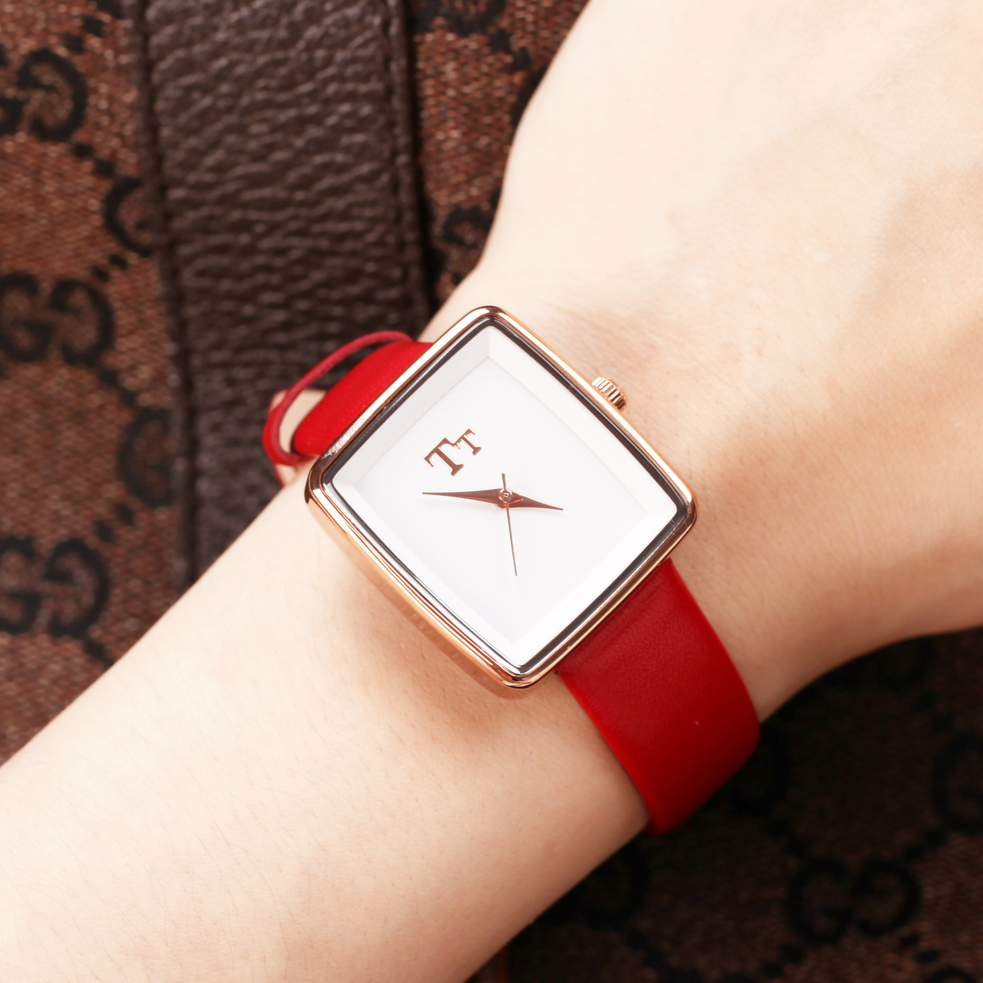 天塔tt韩国时尚女士手表女款简约方头防水石英休闲女潮流方形皮带