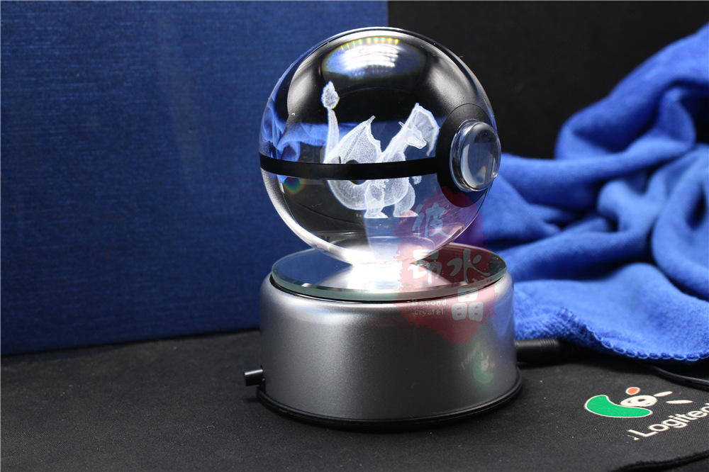 喷火龙3d内雕水晶球神奇宝贝精灵球模型家居装饰摆件摄影道具.