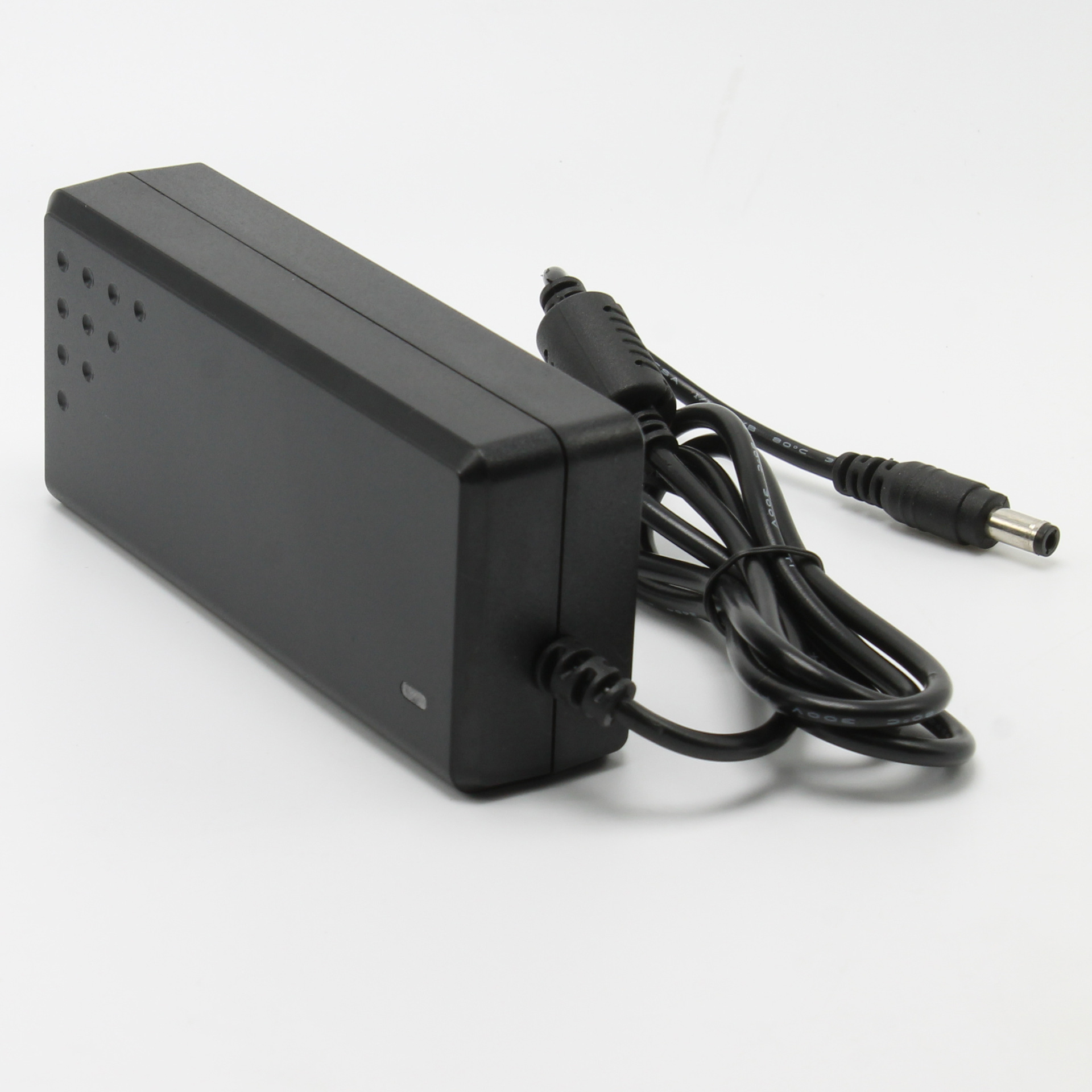 5v5a电源适配器 5v5a足功率电源适