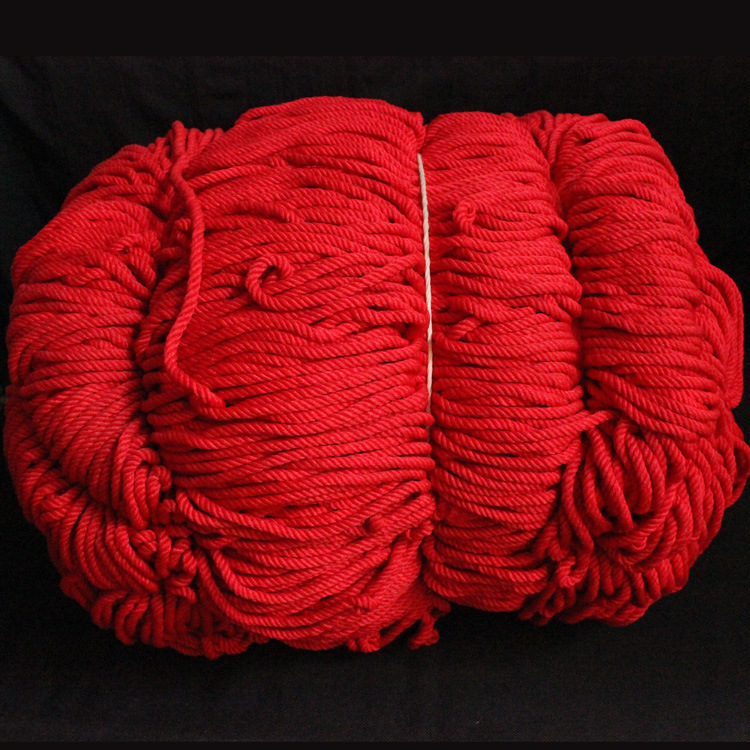 红床红绳图片