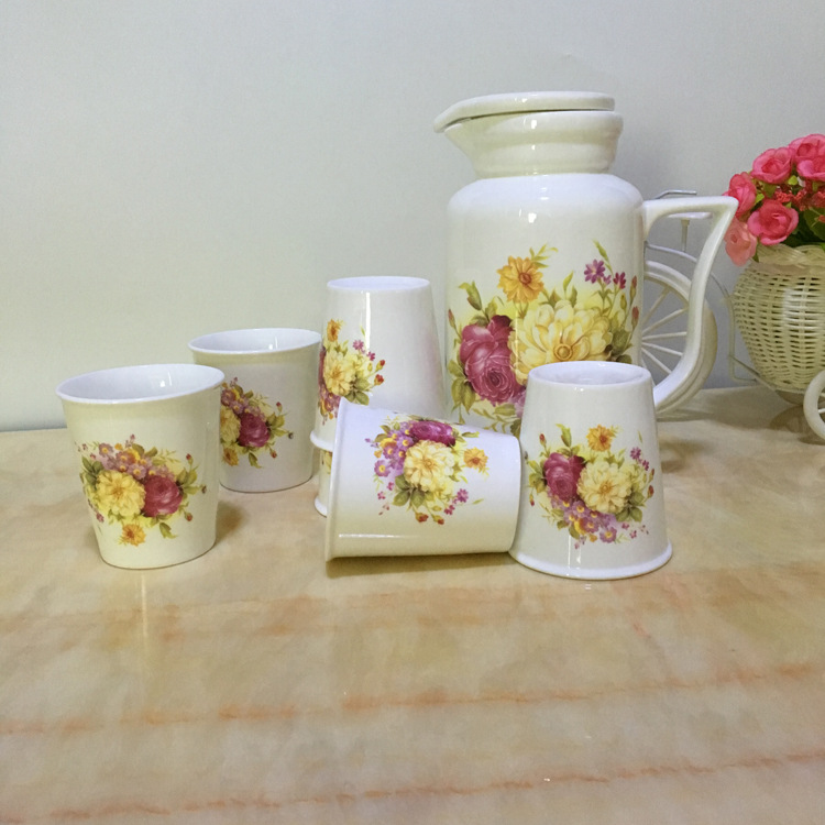 5cm 瓷质:新骨瓷 产地:潮州 凯辉特批发说明: 1,一款产品,一种图案,一